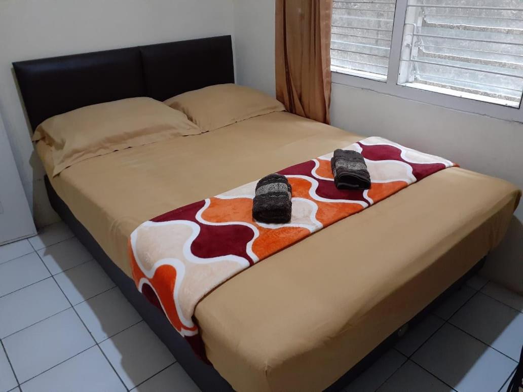 Отель Kost Carmelia Syariah Baranangsiang Богор Экстерьер фото