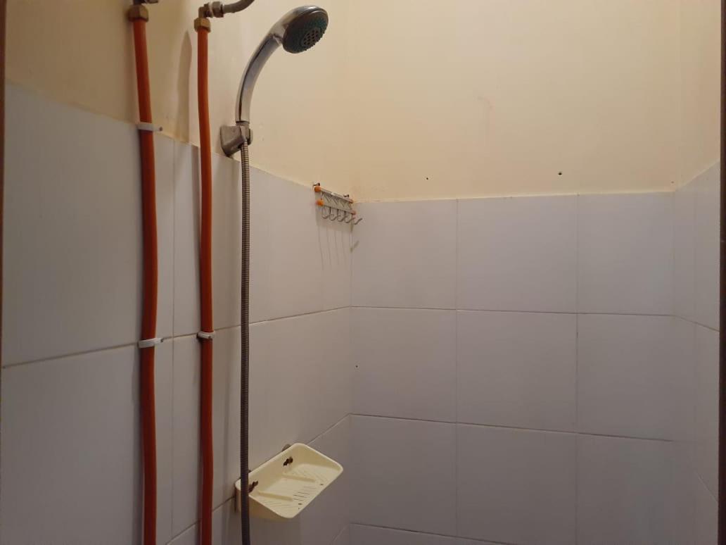 Отель Kost Carmelia Syariah Baranangsiang Богор Номер фото